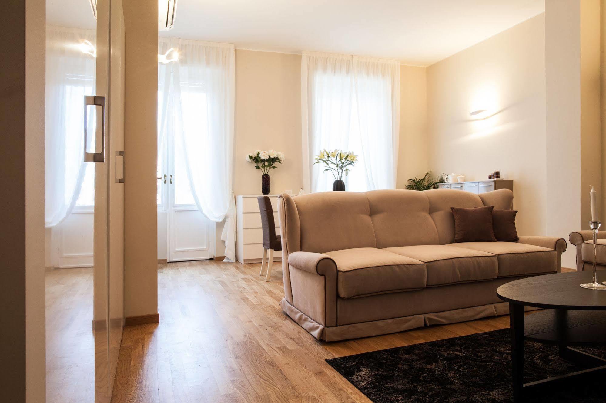 Milan Royal Suites Exteriér fotografie
